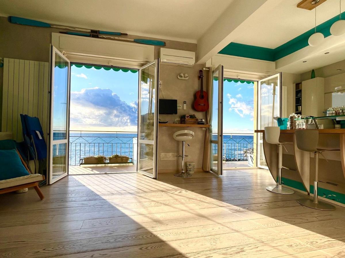 Apartamento Cinqueterreblu Lungomarenostro Monterosso al Mare Exterior foto